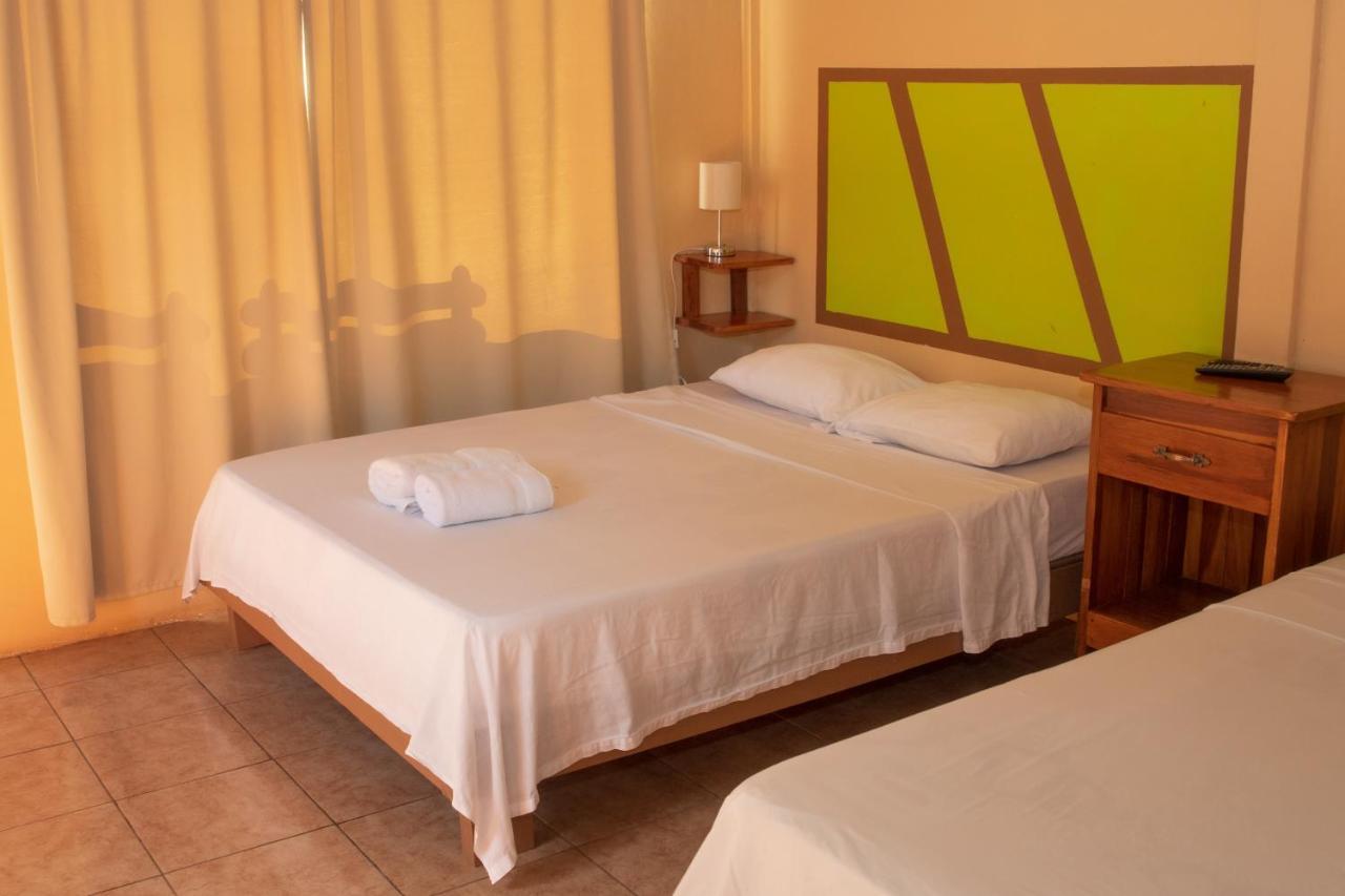 Slow Travel Lodge Upala Buitenkant foto